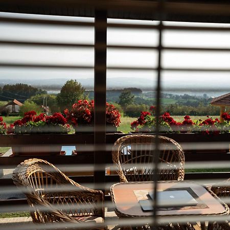 Zlatni Prag - Kraljevo Villa Buitenkant foto