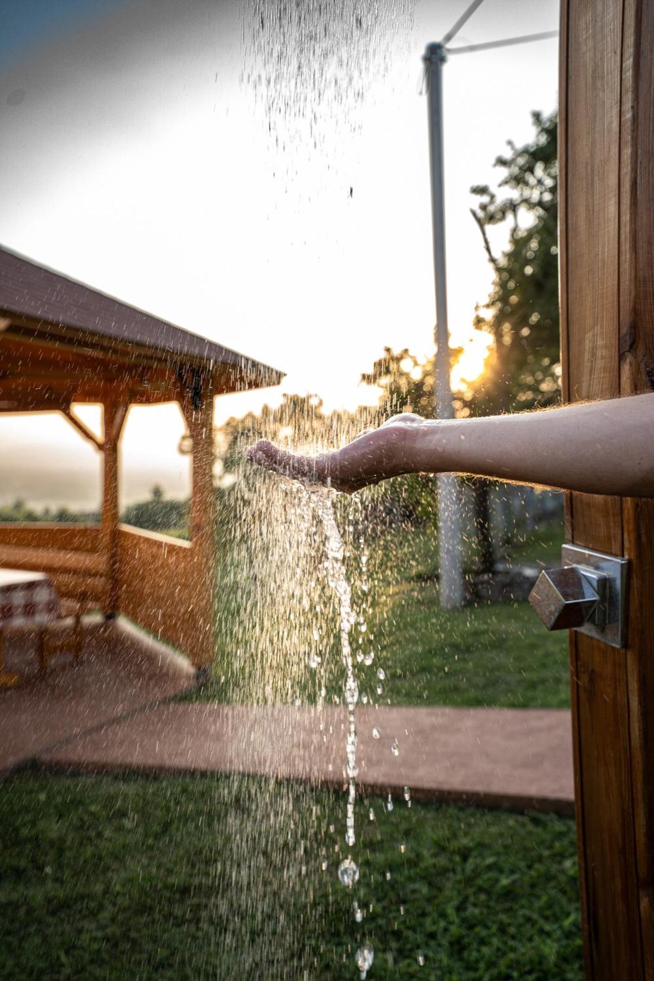 Zlatni Prag - Kraljevo Villa Buitenkant foto